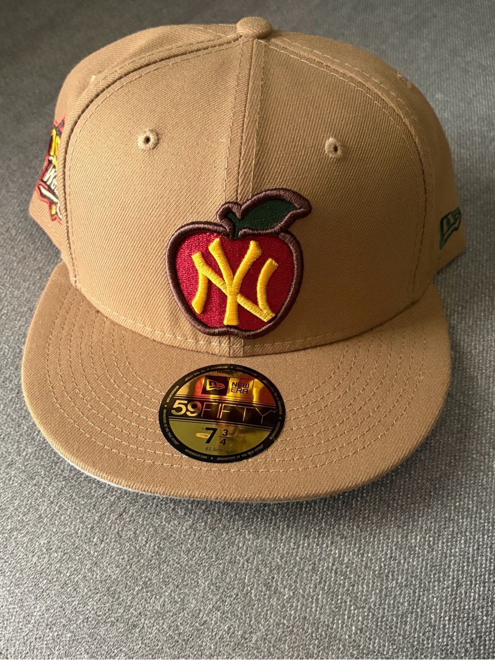 New Era 59FIFTY NYC Big Apple Fitted Hat Size 7 3/4 | New w/ Sticker